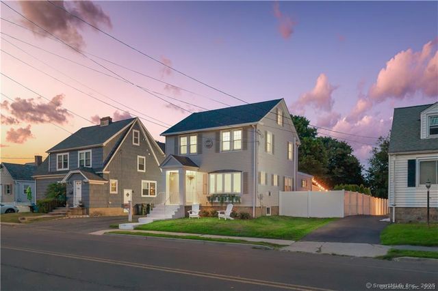 503 Reef Road, Fairfield, CT 06824