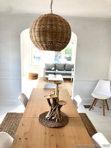 503 Reef Road, Fairfield, CT 06824