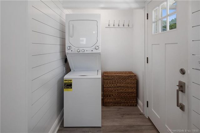 503 Reef Road, Fairfield, CT 06824