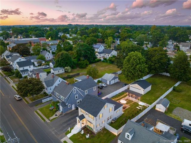 503 Reef Road, Fairfield, CT 06824