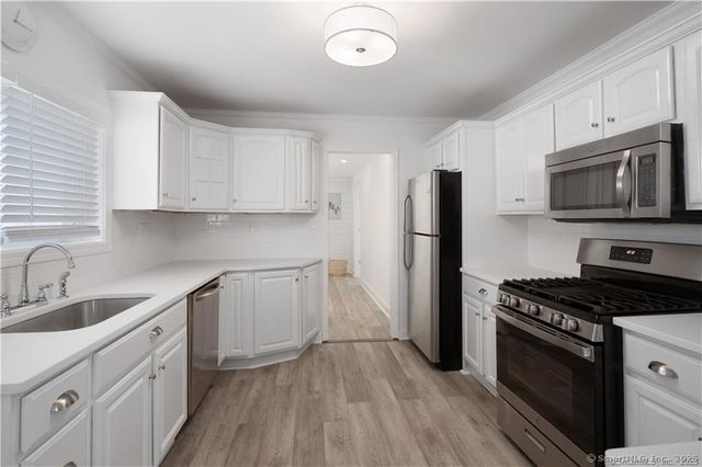 503 Reef Road, Fairfield, CT 06824