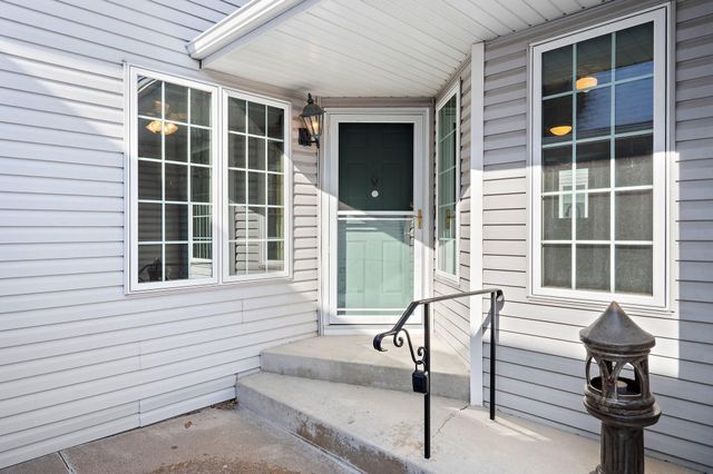 3434 Silver Lane NE, Saint Anthony, MN 55421