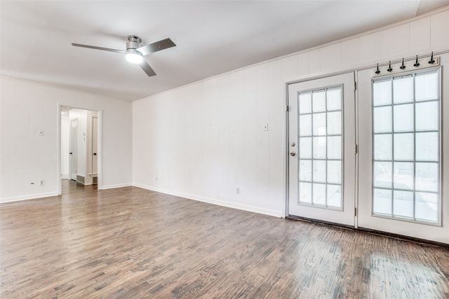 2314 Springhill Drive, Dallas, TX 75228