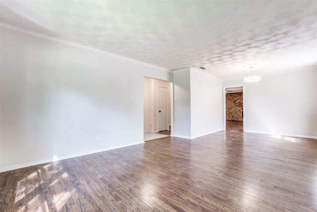 2314 Springhill Drive, Dallas, TX 75228