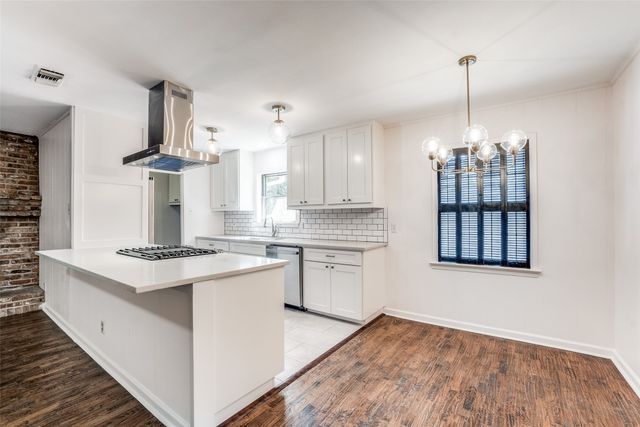 2314 Springhill Drive, Dallas, TX 75228