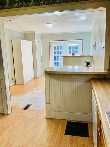 617 W 7th Street, Marion, IN 46953