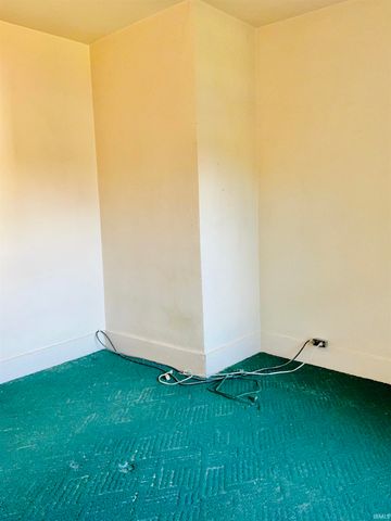 617 W 7th Street, Marion, IN 46953