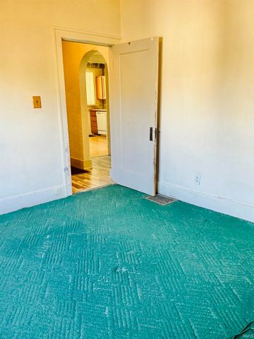 617 W 7th Street, Marion, IN 46953