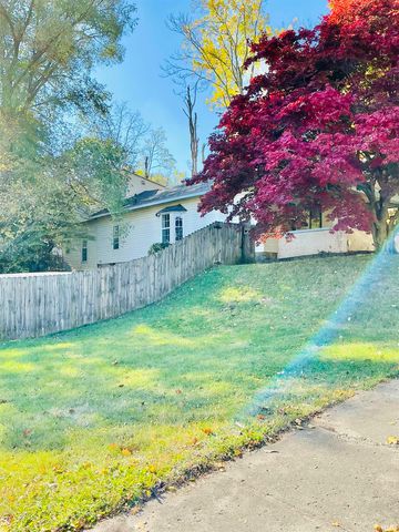 617 W 7th Street, Marion, IN 46953