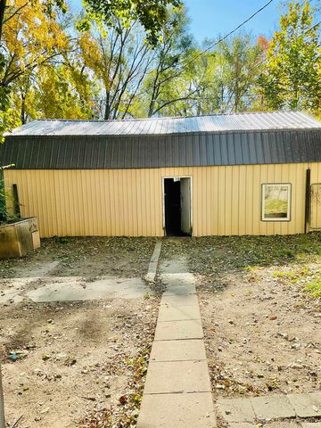 617 W 7th Street, Marion, IN 46953