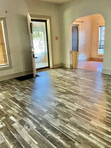 617 W 7th Street, Marion, IN 46953