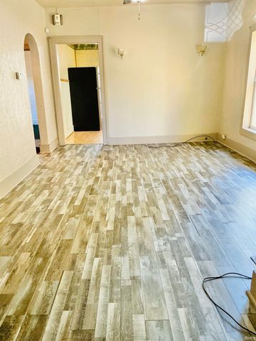 617 W 7th Street, Marion, IN 46953