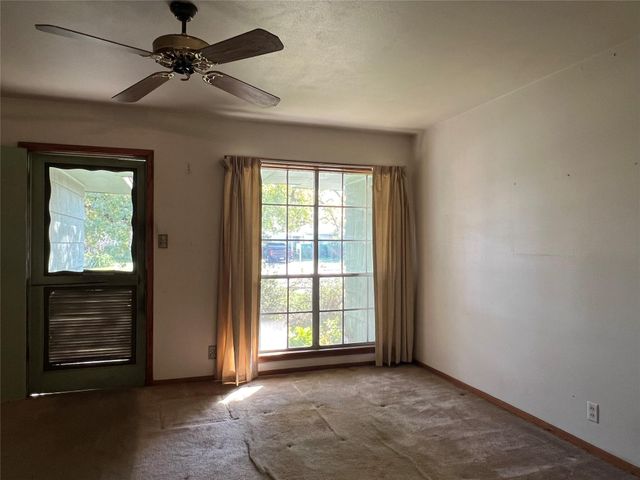 6410 Thornwall Street, Houston, TX 77092