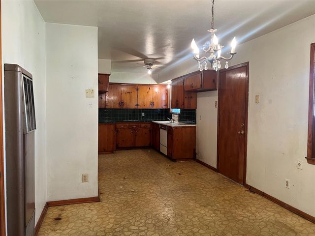 6410 Thornwall Street, Houston, TX 77092