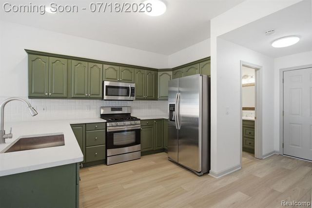 4644 2nd Street, Clawson, MI 48346