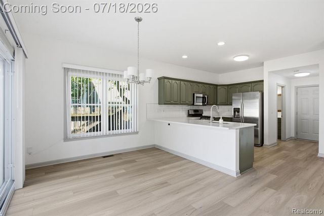 4644 2nd Street, Clawson, MI 48346