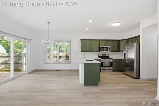 4644 2nd Street, Clawson, MI 48346