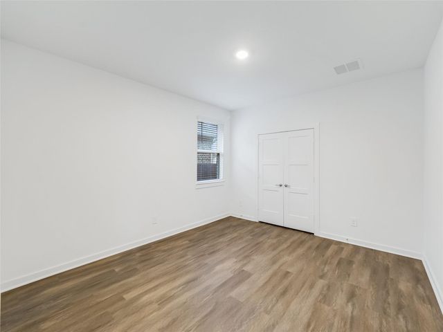 387 Westlake Terrace Drive, Conroe, TX 77304