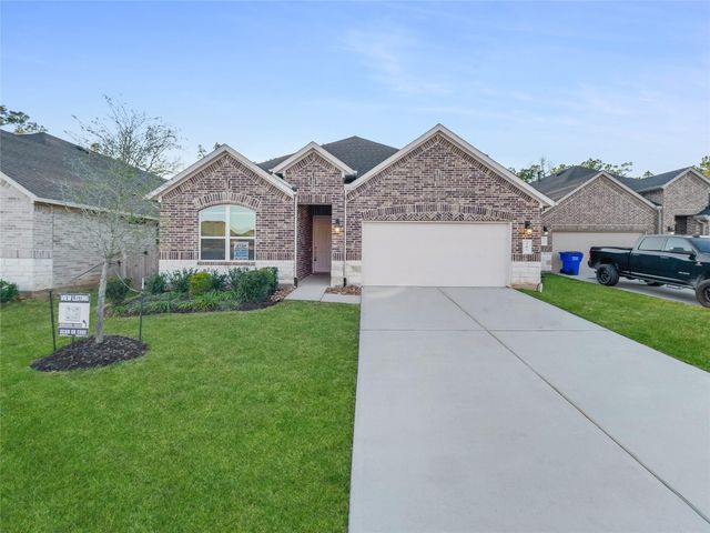 387 Westlake Terrace Drive, Conroe, TX 77304