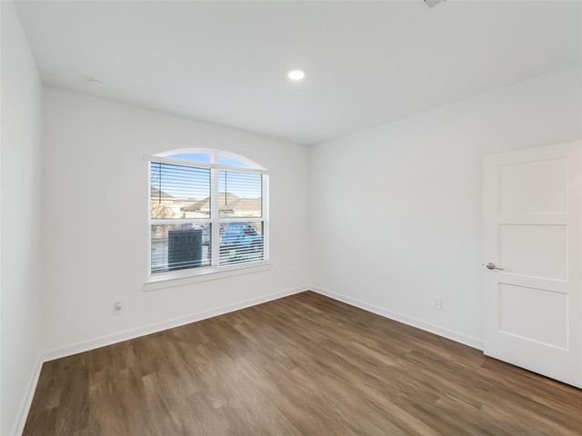 387 Westlake Terrace Drive, Conroe, TX 77304