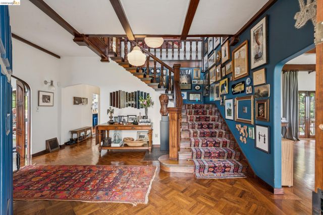 5710 Margarido Dr, Oakland, CA 94618