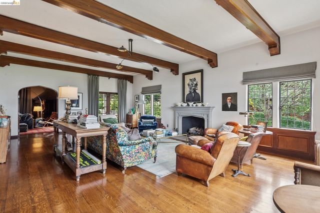 5710 Margarido Dr, Oakland, CA 94618