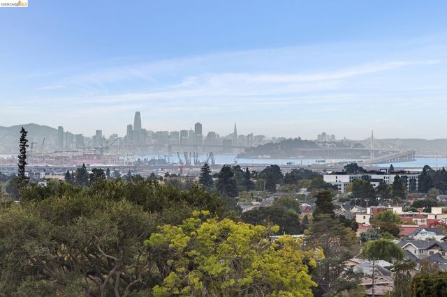 5710 Margarido Dr, Oakland, CA 94618