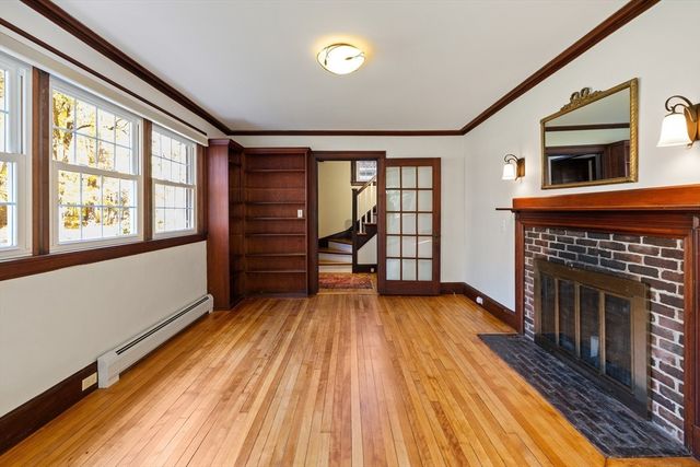 61 Woodlawn Ave, Northampton, MA 01060