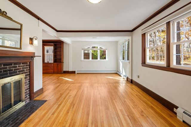61 Woodlawn Ave, Northampton, MA 01060
