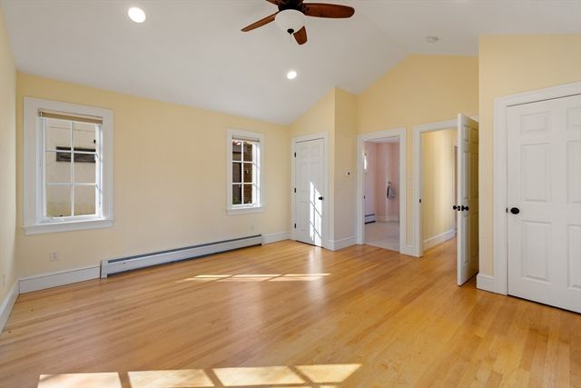 61 Woodlawn Ave, Northampton, MA 01060
