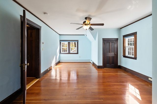 61 Woodlawn Ave, Northampton, MA 01060