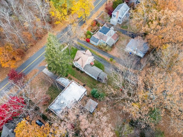 61 Woodlawn Ave, Northampton, MA 01060