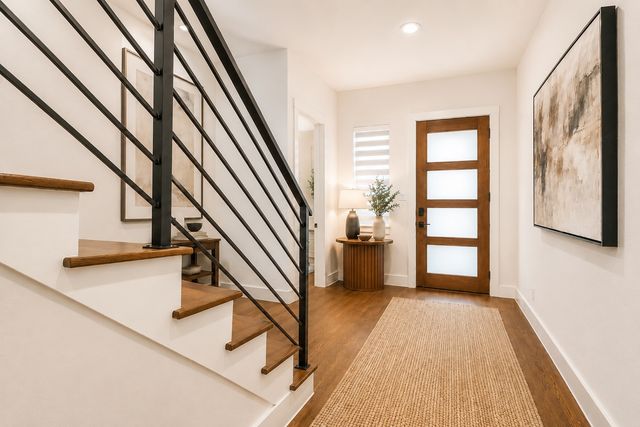 713 Wayne Street, Dallas, TX 75223