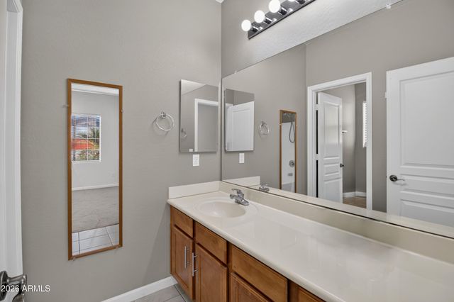 11508 E SONRISA Avenue, Mesa, AZ 85212