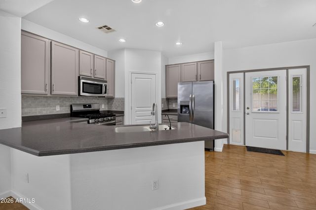 11508 E SONRISA Avenue, Mesa, AZ 85212