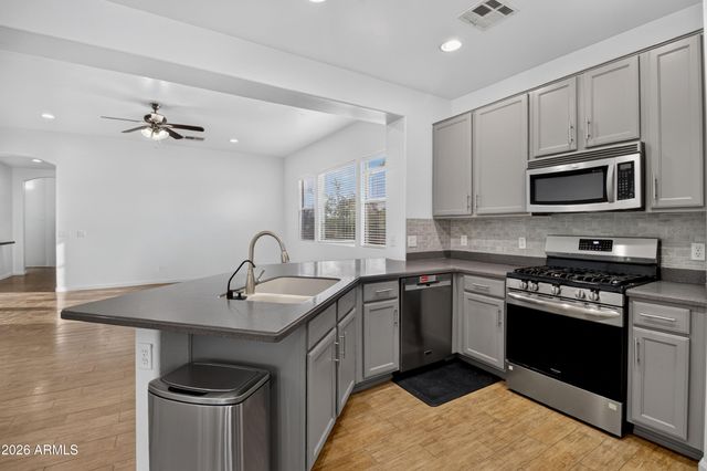 11508 E SONRISA Avenue, Mesa, AZ 85212