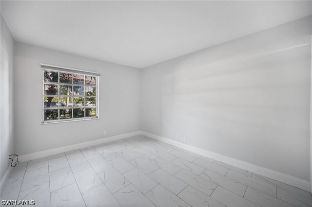 666 3rd ST S 106, Naples, FL 34102