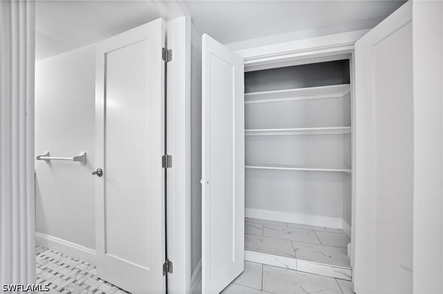 666 3rd ST S 106, Naples, FL 34102