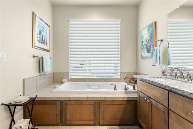 4 Quillstone Loop, Chico, CA 95928