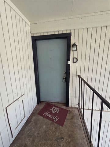 703 Gaytha Circle D, Bryan, TX 77801