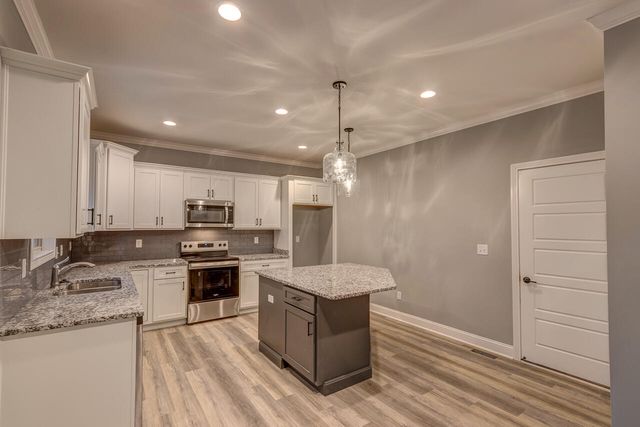 187 Westwoods Drive, Georgetown, KY 40324