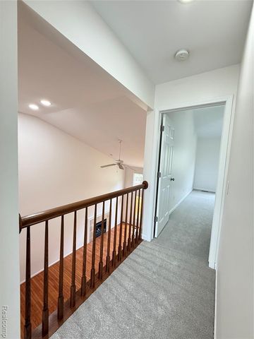 55503 Boardwalk Drive, Utica, MI 48316