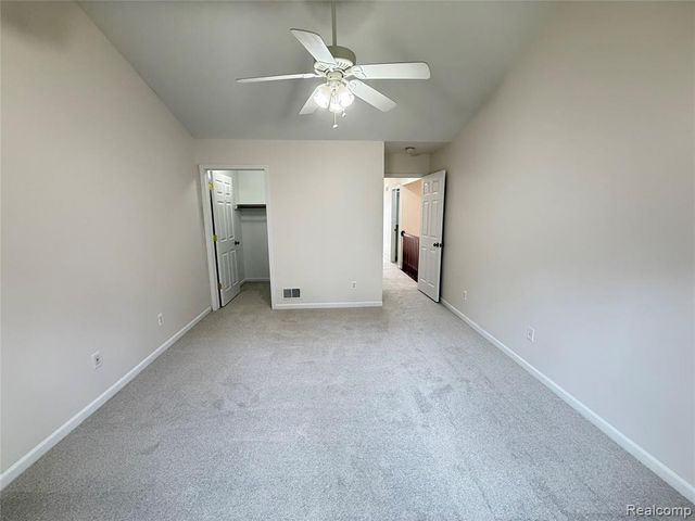 55503 Boardwalk Drive, Utica, MI 48316