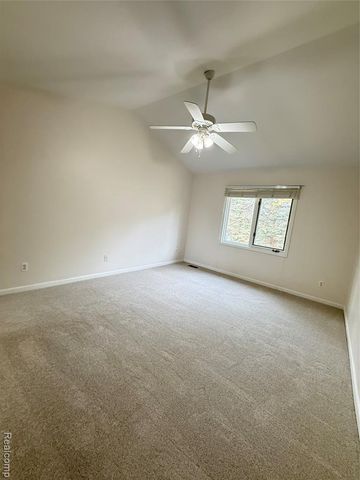 55503 Boardwalk Drive, Utica, MI 48316