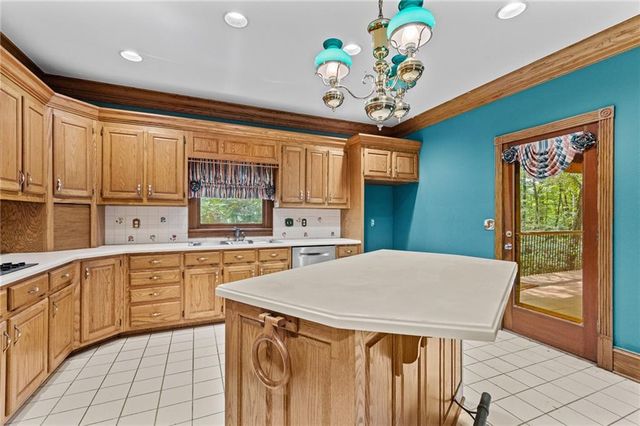 3231 Camp Branch Circle, Buford, GA 30519