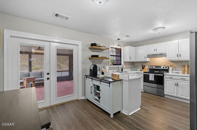 1652 Arron Way, Sevierville, TN 37876