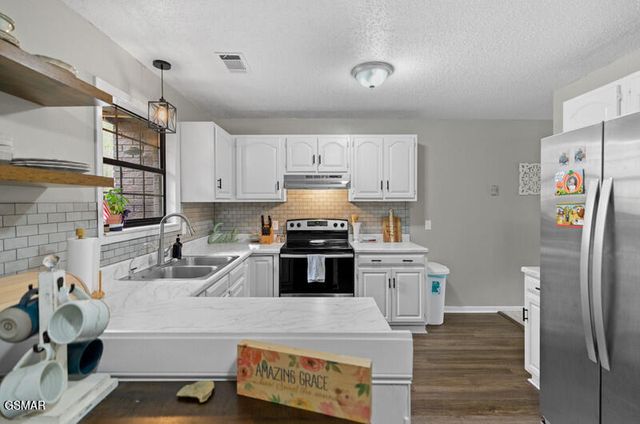 1652 Arron Way, Sevierville, TN 37876