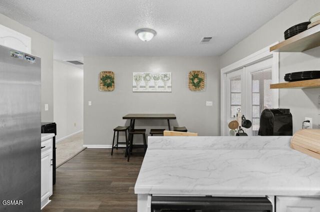 1652 Arron Way, Sevierville, TN 37876