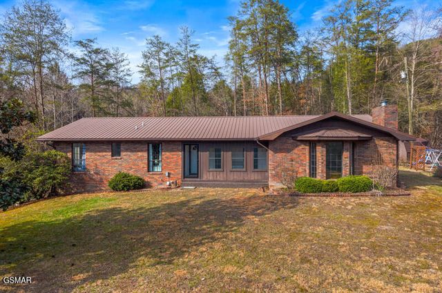 1652 Arron Way, Sevierville, TN 37876