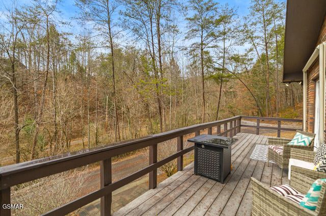 1652 Arron Way, Sevierville, TN 37876